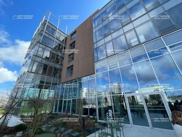 Bureaux 191 m²