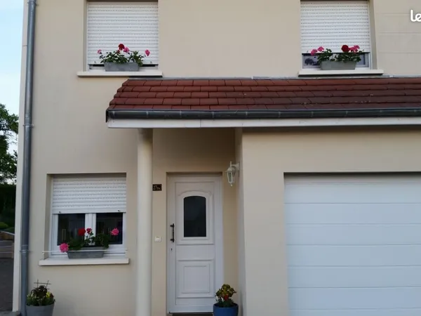 A louer maison jumelée à HELSTROFF