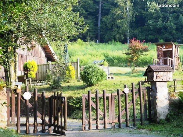 Propriété 350m² + dépendances sur 38 ares - Donon