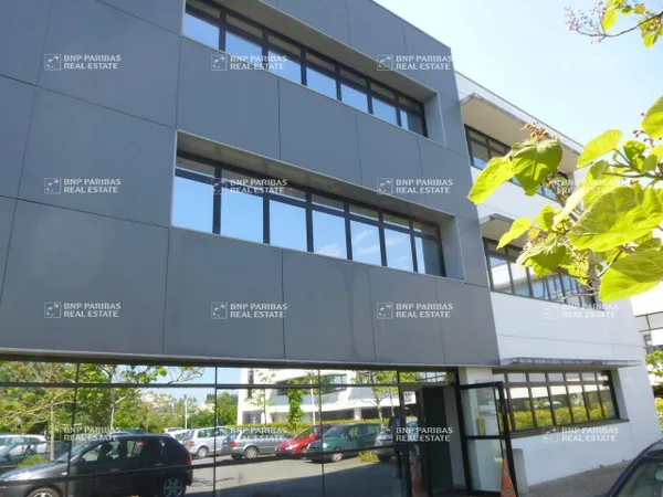 Bureaux 403 m²