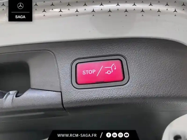 Mercedes Gla 200 d amg line — photo 18