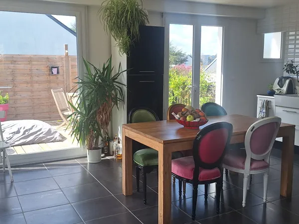 Vends maison 215m² Carquefou sur terrain de 704m² dans le centre bourg