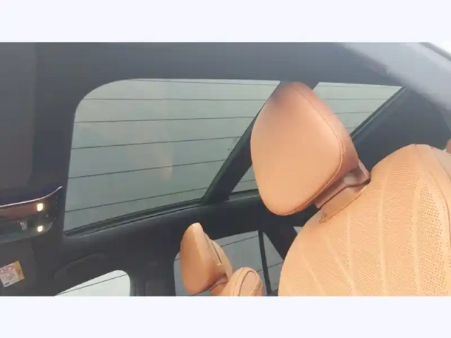 Mercedes Glc 300 e  hybrid eq 4matic — photo 12