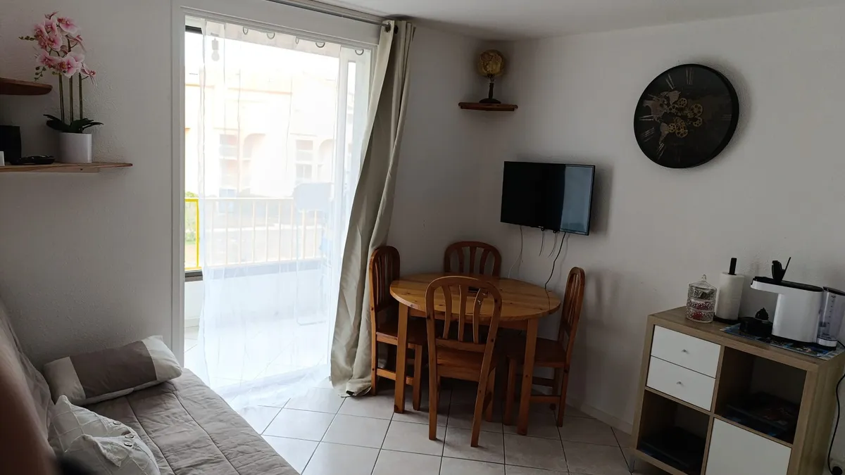 Photo 2