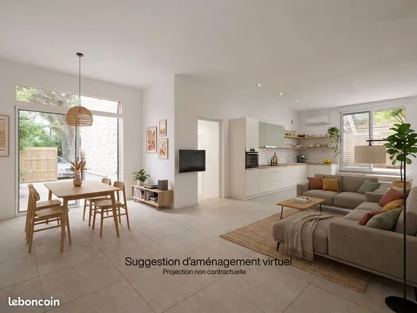 Appartement rénové de 110 m² avec 3 chambres et 2 cours privatives