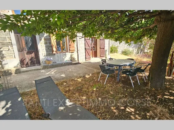 Maison 3 pièces 77 m²