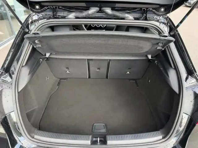 Mercedes Classe A 200 amg line — photo 32