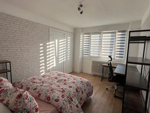 Chambre meublée de 12m² à louer en colocation - Vélodrome