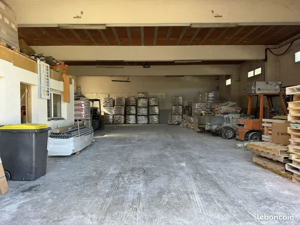 Local commercial - Entrepôt
