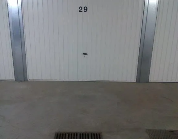 Garage/box 13 m² Chaponost