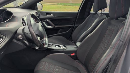 Peugeot 308 SW 1.6 BlueHDi 120 EAT6 - GT Line – 2017 – 136964 km – Diesel – Boîte Automatique — photo 22
