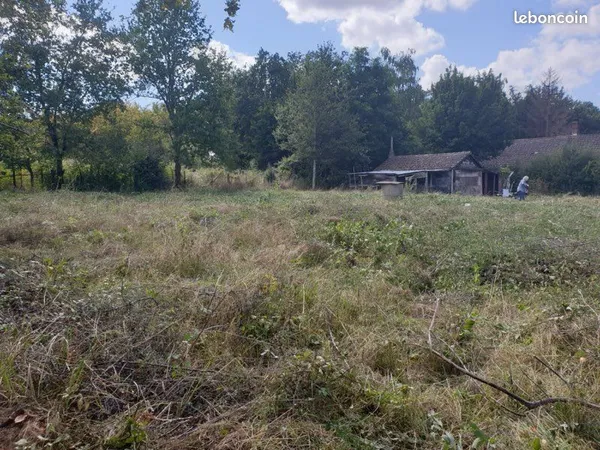 Vente d'un terrain constructible sur 2 lots