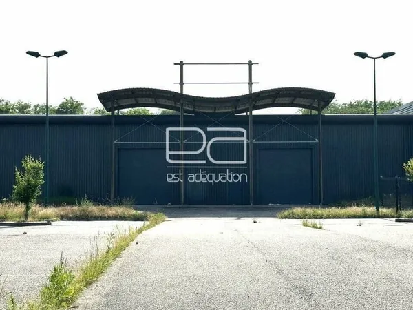 Local d'activité 502 m²