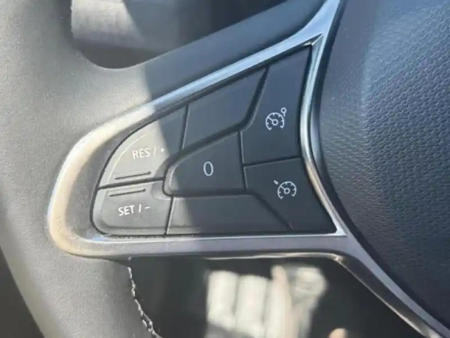 Renault Clio 1.0 tce 90ch techno - 24 — photo 13