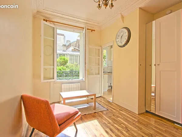 Studio meublé de 19 m² - Calme et lumineux - Levallois, quartier mairie