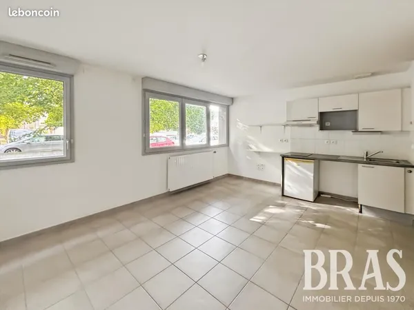 Studio 1 pièce 25 m²