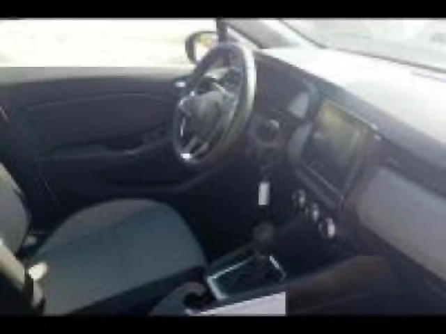 Renault Clio 1.6 e-tech 145ch full hybrid evolution - 25b — photo 10