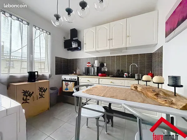 Immeuble 4 pièces 65 m²
