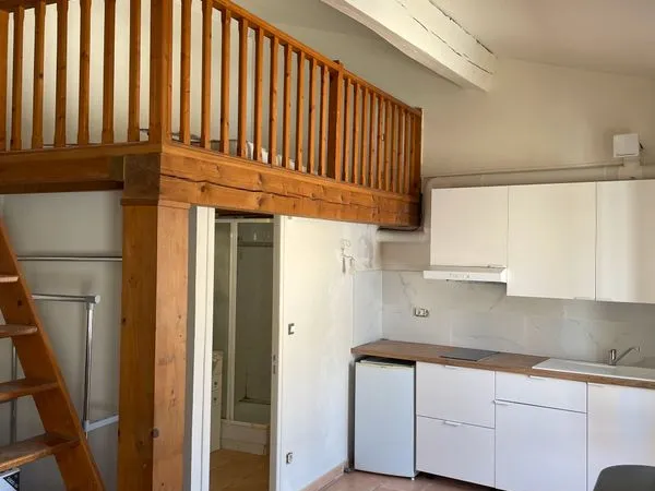 Studio location pertuis