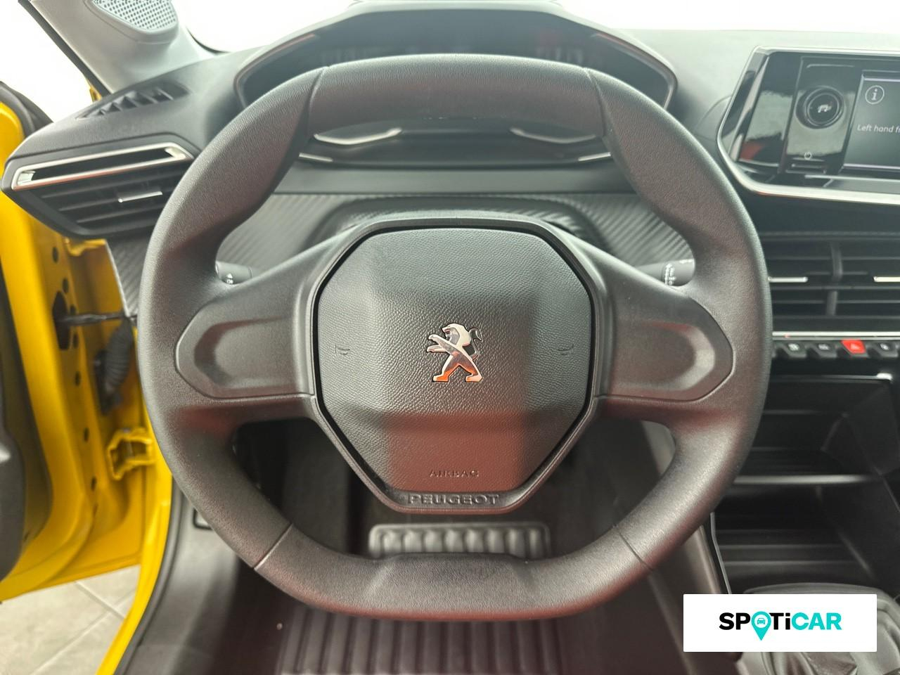 Peugeot 208 1.2 puretech 75ch s&s like 2022 — photo 12