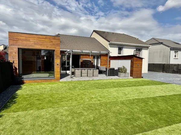 Maison 10 pièces 180 m²