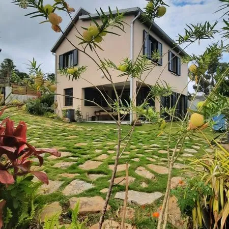 Villa contemporaine à la Montagne