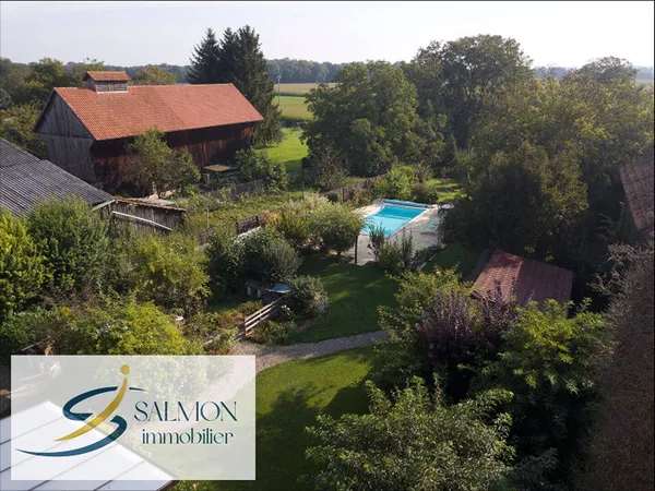 Maison 6 pièces 255 m²