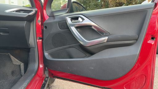 Peugeot 2008 1.2 PureTech 110 - Allure – 2018 – 106566 km – Essence – Boîte Manuelle — photo 31