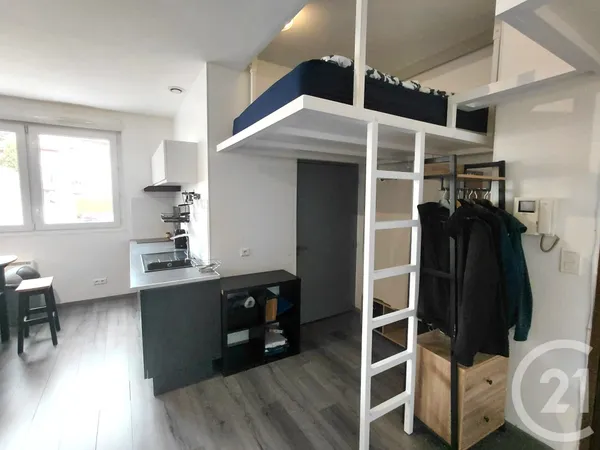 Studio 1 pièce 33 m²
