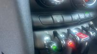 Mini Mini Cooper 136ch Edition Camden BVA7 — photo 27