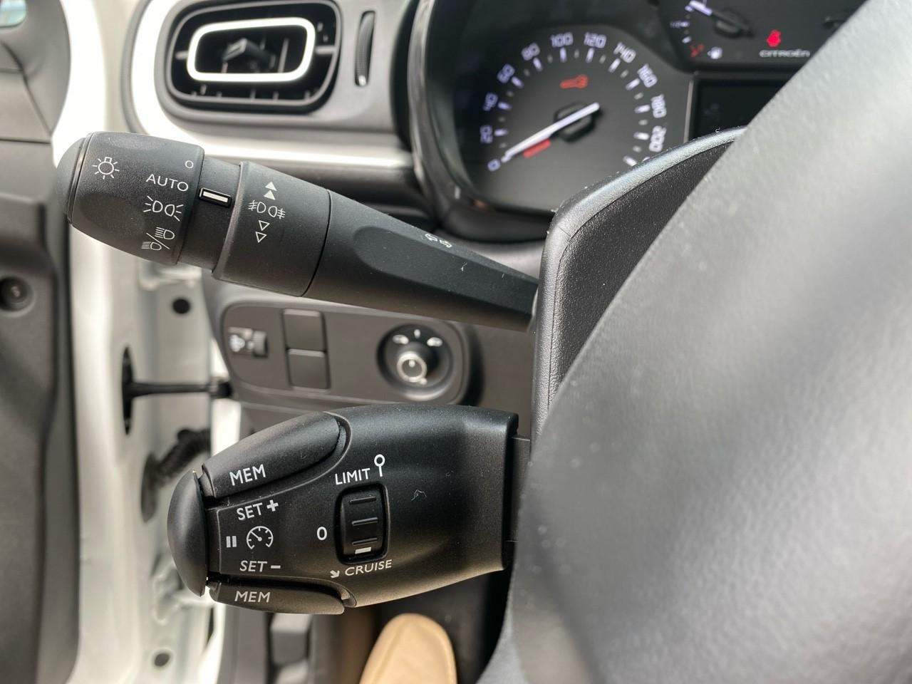 Citroën C3 1.2 puretech 83ch s&s shine — photo 15