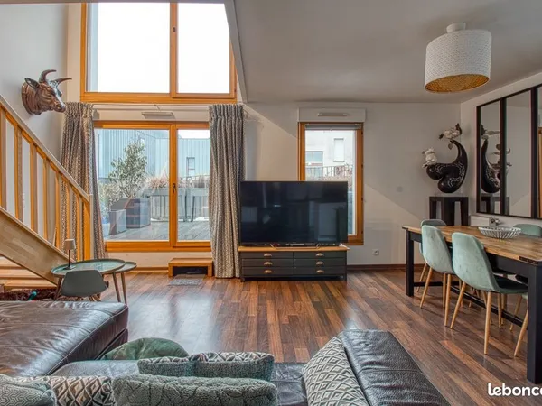 Appartement duplex familial 93 m² - Terrasse plein sud - 4 chambres - 2 parkings - 1 cave - Résidenc