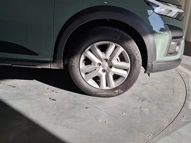Dacia Sandero eco-g 100 — photo 4