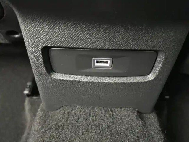 Citroën C4 bluehdi 130 s&amp;s eat8 — photo 47