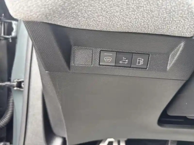 Citroën C5 Aircross 1.6 hybride rechargeable 195ch max boite automatique — photo 12
