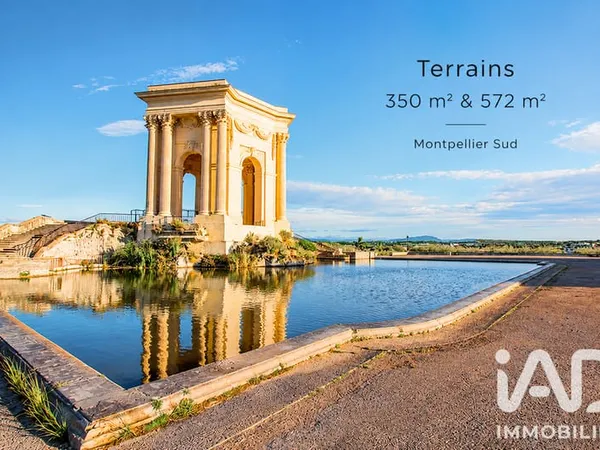 Terrain 572 m²