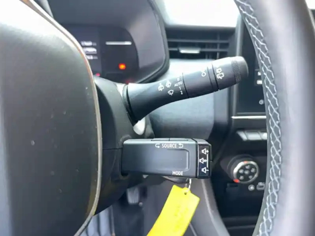 Renault Clio tce 90 ch gsr2 — photo 17