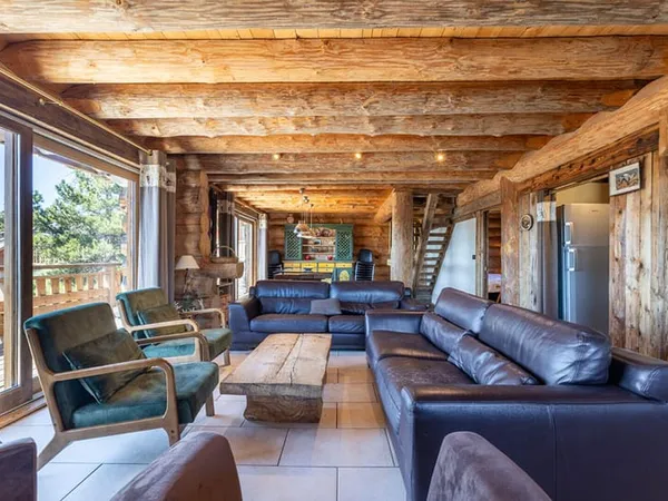 Chalet de caractère avec beau jardin à Bolquère