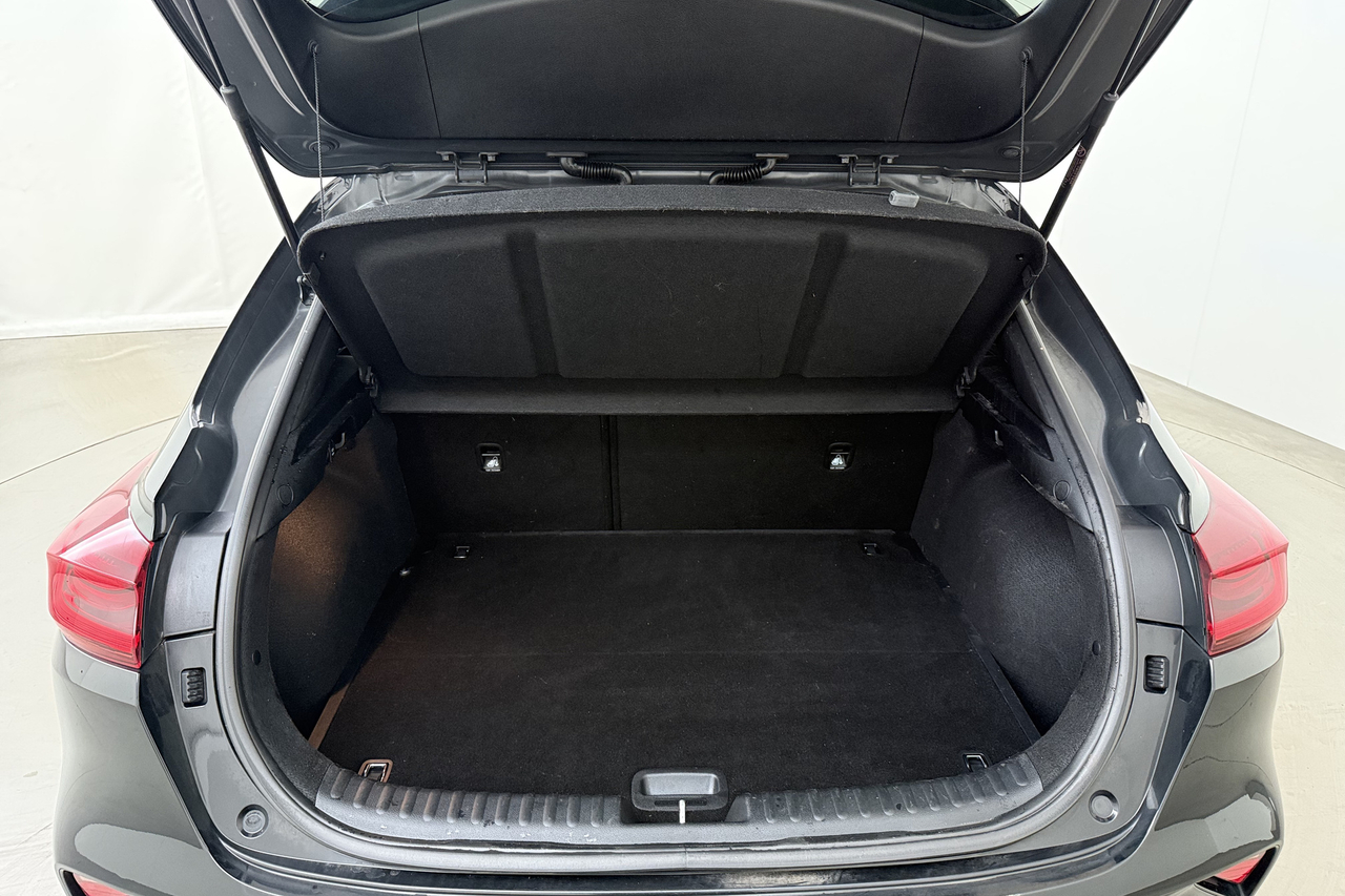 Kia Xceed — photo 5