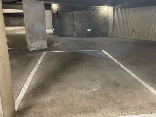 Stationnement Location Nantes 78€
