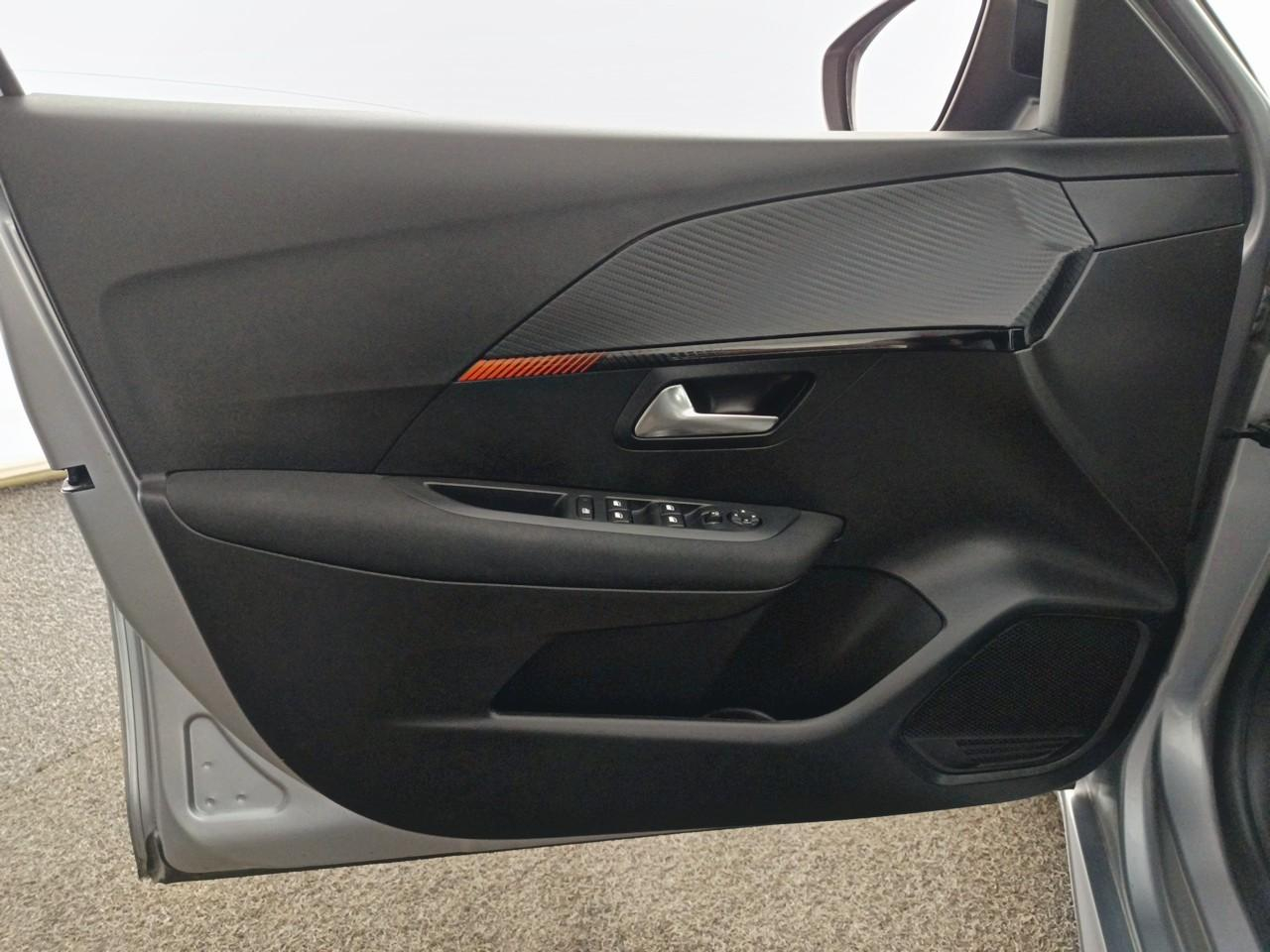 Peugeot 208 puretech 75 s&s bvm5 active pack — photo 19