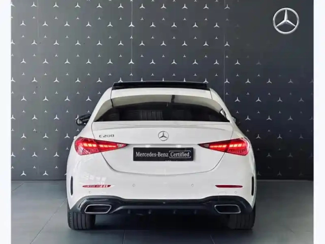 Mercedes Classe C 200 berline amg line — photo 24