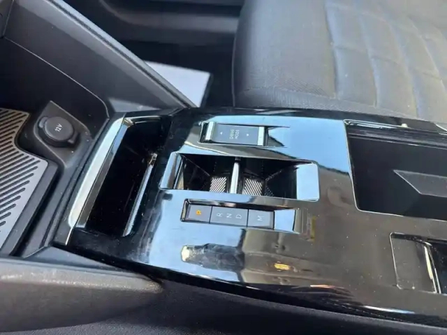 Citroën C4 hybride 136 e-dcs6 — photo 14
