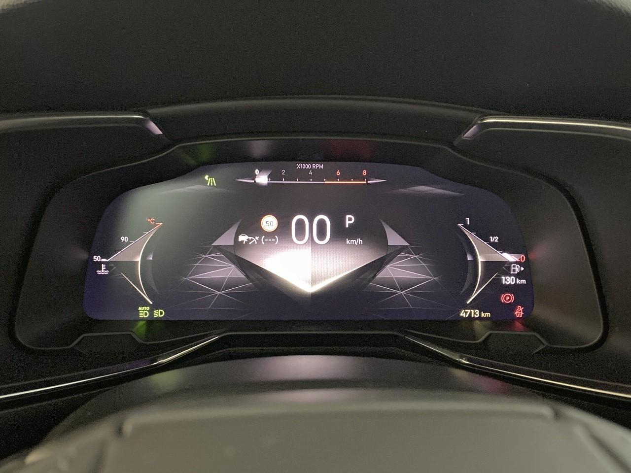 Ds Ds 7 crossback bluehdi 130 eat8 etoile — photo 13