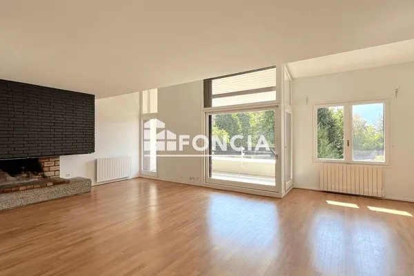 Appartement 4 pièces 99 m²