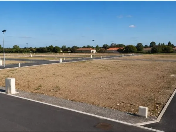 Terrain 400 m²