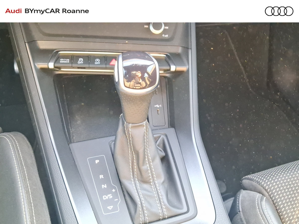 Audi Q3 35 TDI 150 ch S tronic 7 — photo 22