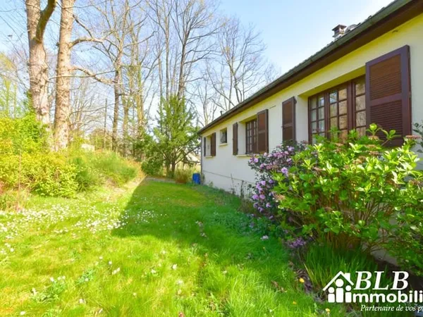 À VENDRE PLAIN-PIED 120 m2 4 CHAMBRES SOUS-SOL TOTAL