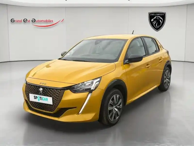 Peugeot 208 e- 136ch active