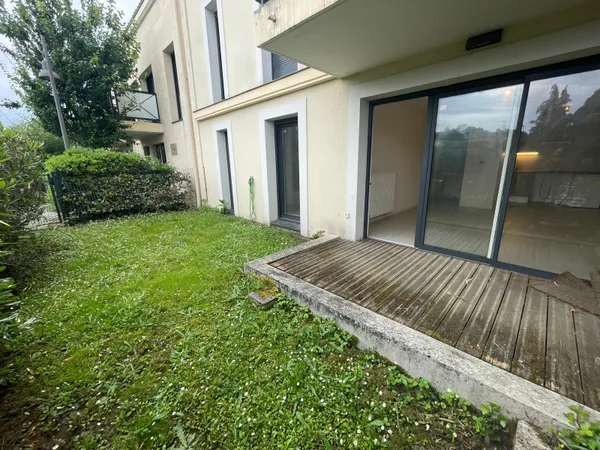 Vends appartement 45m² avec jardin et parking Pessac